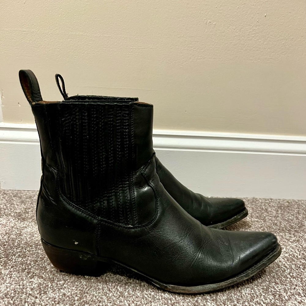 Frye Sacha Chelsea boots size 10